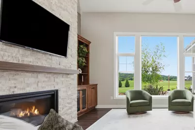 S84W33185  Brown Bear Ln, Mukwonago, WI 53149 - Photo 17
