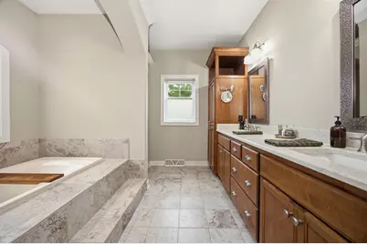 S84W33185  Brown Bear Ln, Mukwonago, WI 53149 - Photo 27