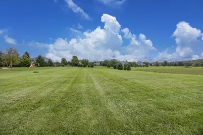 S84W33185  Brown Bear Ln, Mukwonago, WI 53149 - Photo 71