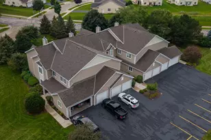752 Bridlewood Dr, Hartford, WI 53027 - Photo 27