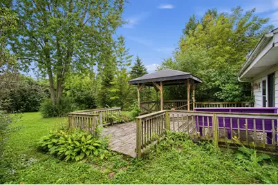 5320 S Tuckaway Dr, Greenfield, WI 53221 - Photo 33
