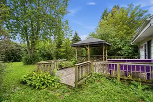 5320 S Tuckaway Dr, Greenfield, WI 53221 - Photo 33