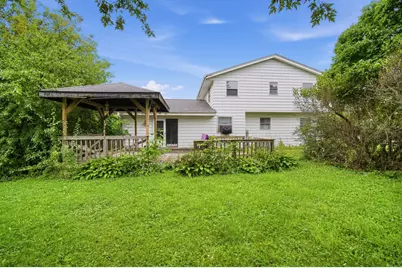 5320 S Tuckaway Dr, Greenfield, WI 53221 - Photo 35