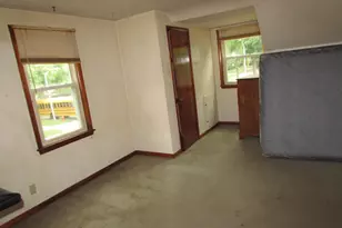 5700 W Custer Ave, Milwaukee, WI 53218 - Photo 7