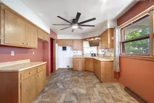 949 W Plainfield Ave, Milwaukee, WI 53221 - Photo 5