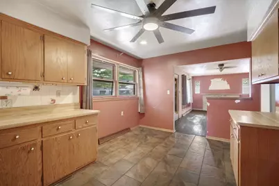 949 W Plainfield Ave, Milwaukee, WI 53221 - Photo 7