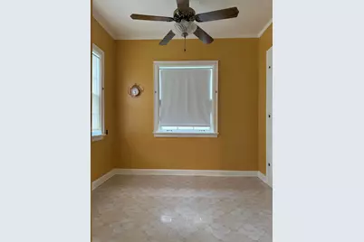3140 N 42nd Pl, Milwaukee, WI 53216 - Photo 11