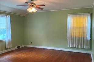 3140 N 42nd Pl, Milwaukee, WI 53216 - Photo 13