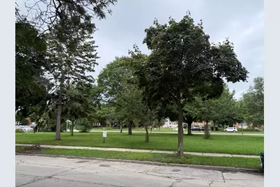 3140 N 42nd Pl, Milwaukee, WI 53216 - Photo 23