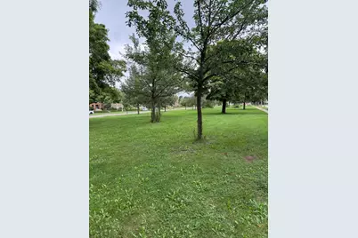 3140 N 42nd Pl, Milwaukee, WI 53216 - Photo 25