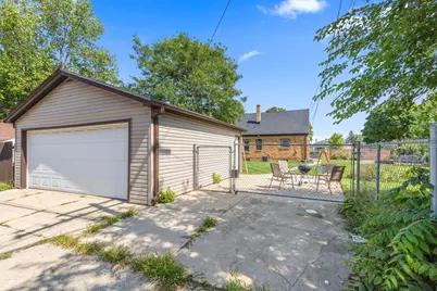 4319 N 74th St, Milwaukee, WI 53216 - Photo 19