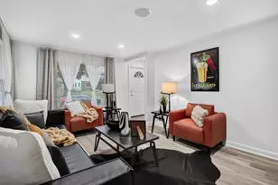 6114 W Leon Terrace, Milwaukee, WI 53218 - Photo 5