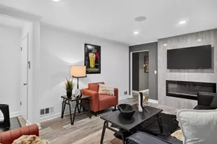 6114 W Leon Terrace, Milwaukee, WI 53218 - Photo 7