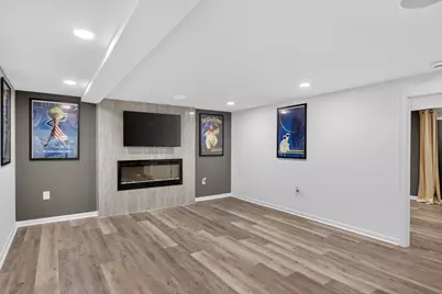 6114 W Leon Ter, Milwaukee, WI 53218 - Photo 29