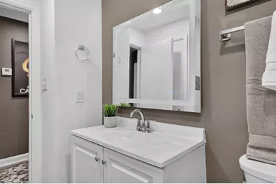 6114 W Leon Ter, Milwaukee, WI 53218 - Photo 19