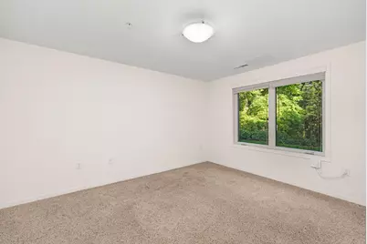 370 E Veterans Way #4, Mukwonago, WI 53149 - Photo 11