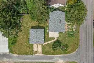 108 9th St, Brownsville, MN 55919 - Photo 27