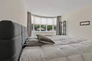 2525 S Shore Dr, Milwaukee, WI 53207 - Photo 17