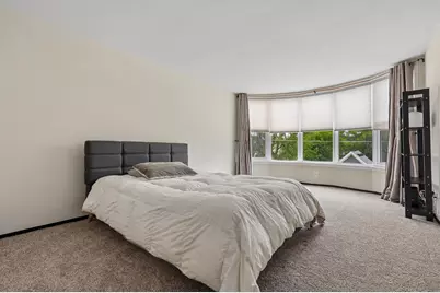 2525 S Shore Dr #3B, Milwaukee, WI 53207 - Photo 15