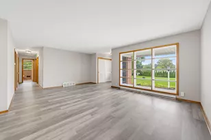 1604 N Green Bay Rd, Racine, WI 53406 - Photo 11