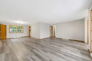 1604 N Green Bay Rd, Racine, WI 53406 - Photo 15