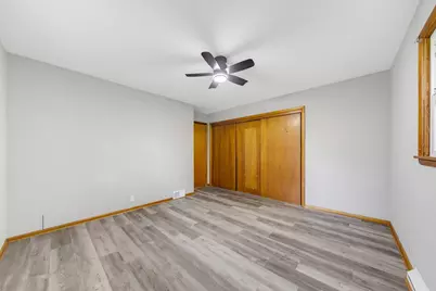 1604 N Green Bay Rd, Racine, WI 53406 - Photo 21