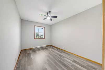 1604 N Green Bay Rd, Racine, WI 53406 - Photo 27