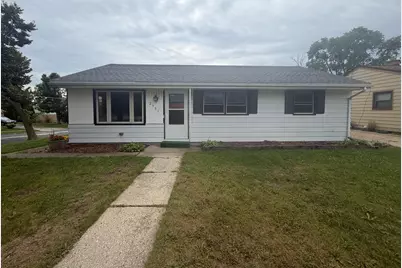 2301 W Alvina Ave, Milwaukee, WI 53221 - Photo 1