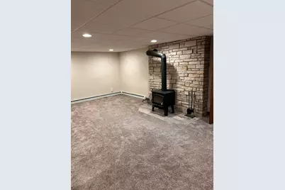 322 W 3rd St, Beaver Dam, WI 53916 - Photo 15