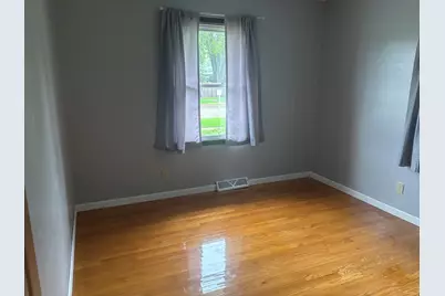 512  Westview Ave, Clinton, WI 53525 - Photo 9