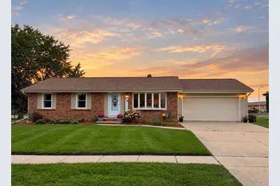 512  Westview Ave, Clinton, WI 53525 - Photo 1