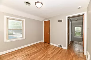 1018 E Wilbur Ave, Milwaukee, WI 53207 - Photo 17
