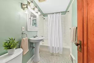 2477 N 69th St, Wauwatosa, WI 53213 - Photo 15