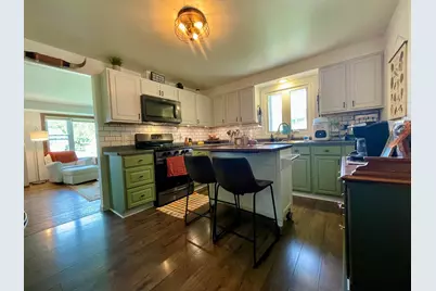 339  Spring St, Sheboygan Falls, WI 53085 - Photo 5