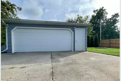 339  Spring St, Sheboygan Falls, WI 53085 - Photo 15