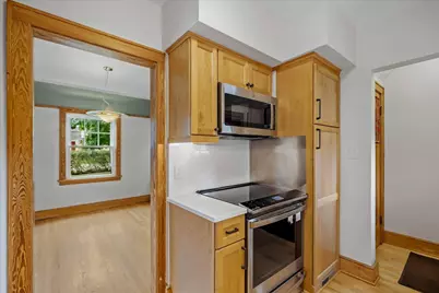 1305 S 124th St, Brookfield, WI 53005 - Photo 3