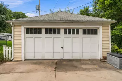 1305 S 124th St, Brookfield, WI 53005 - Photo 29