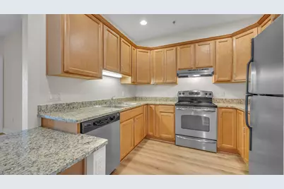 832 N 6th St #310, Sheboygan, WI 53081 - Photo 5