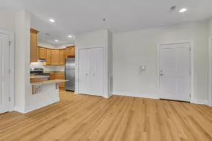 832 N 6th St, Sheboygan, WI 53081 - Photo 9
