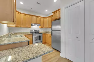 832 N 6th St, Sheboygan, WI 53081 - Photo 7