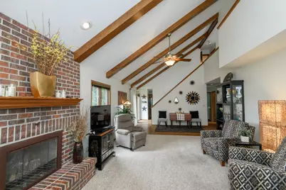 3147  Madison St, Waukesha, WI 53188 - Photo 9