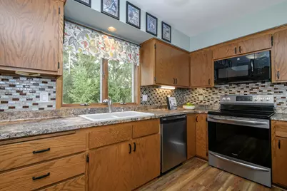 3147  Madison St, Waukesha, WI 53188 - Photo 11