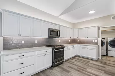 6661  105th St #31, Pleasant Prairie, WI 53158 - Photo 13