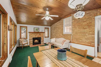 3514  Lucia Crst, Madison, WI 53705 - Photo 13