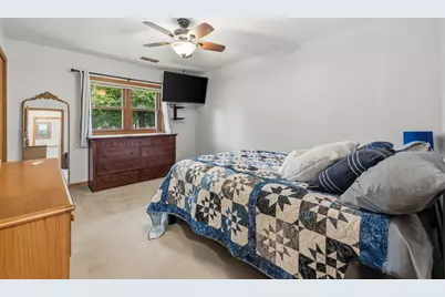 5845 N 119th St, Milwaukee, WI 53225 - Photo 13