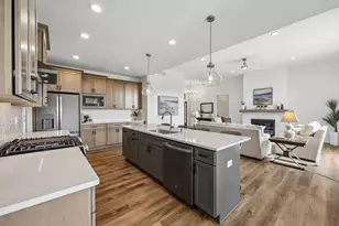 347 York St, Racine, WI 53182 - Photo 5