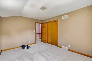 1582 Edgewater Ct, Grafton, WI 53024 - Photo 25