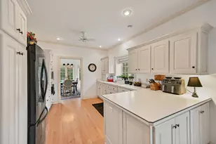 2636 W Lake Forest Ct, Mequon, WI 53092 - Photo 11