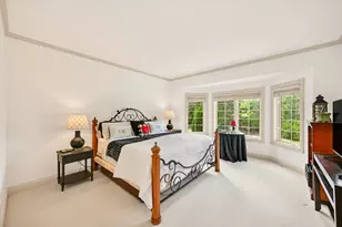 2636 W Lake Forest Ct, Mequon, WI 53092 - Photo 13
