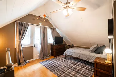 5861 N Bay Ridge Ave, Whitefish Bay, WI 53217 - Photo 27